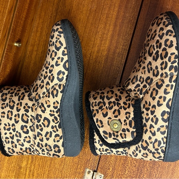 VIONIC Orthaheel  Boots Vanah Leopard Animal Print Size 6 Womens - Picture 6 of 12